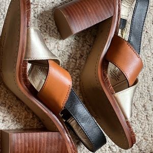 Multicolor neutral stacked heel sandal